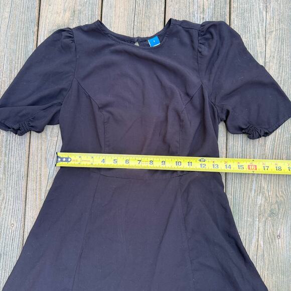 Old Navy Womens Small Black Dress Short Sleeve Knee Length Semi Open Back Casual - Picture 4 of 5